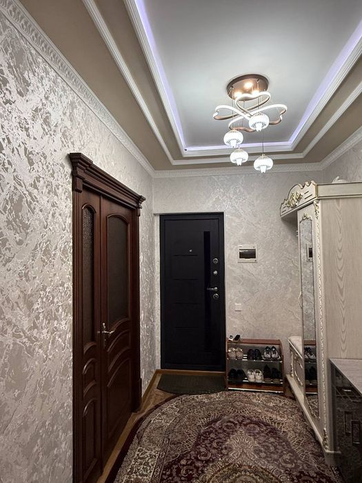 3 xonali uy sotiladi