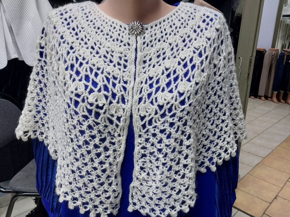 Накидка на платье