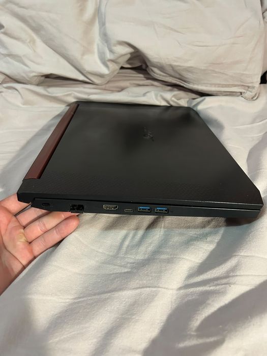 • Laptop Gaming • Acer Nitro 5 •