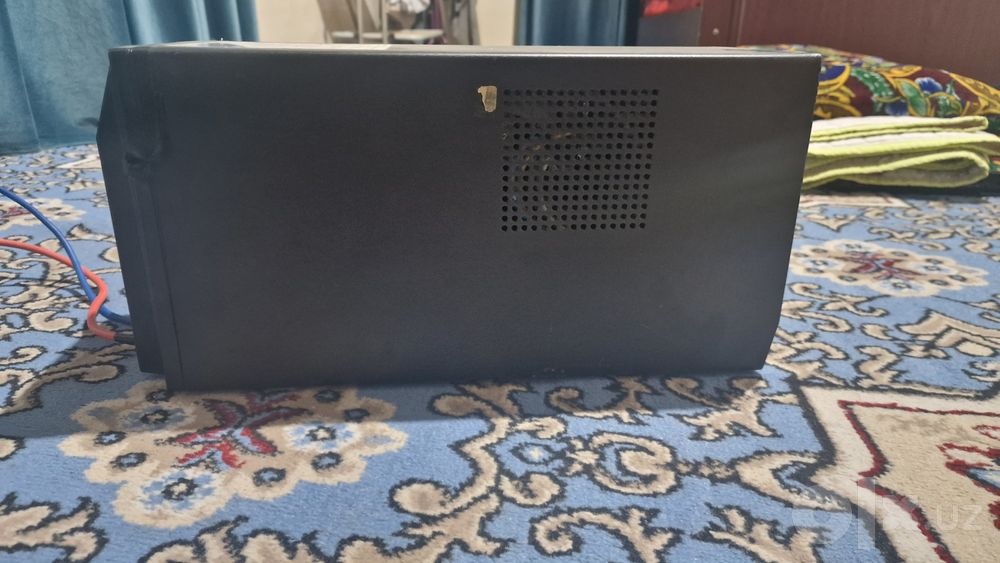 Бесперебойник APC UPS впс