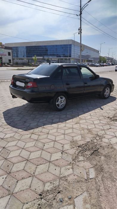 продается nexia машина