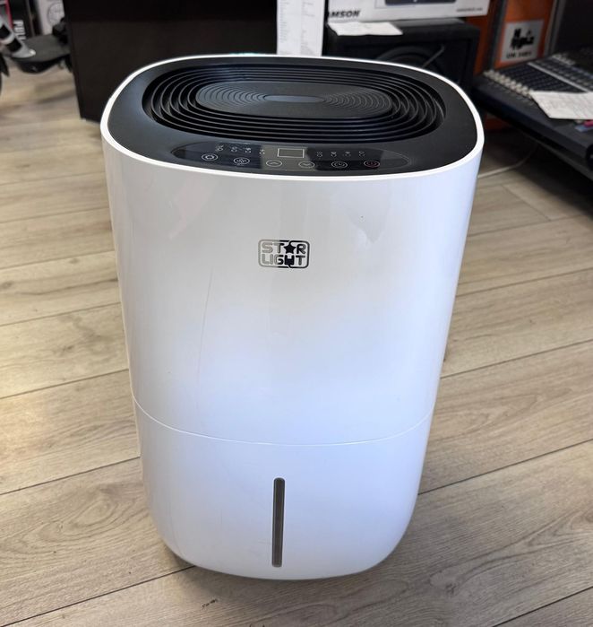 Amanet F28: Dezumidificator Star Light DHD 2025W