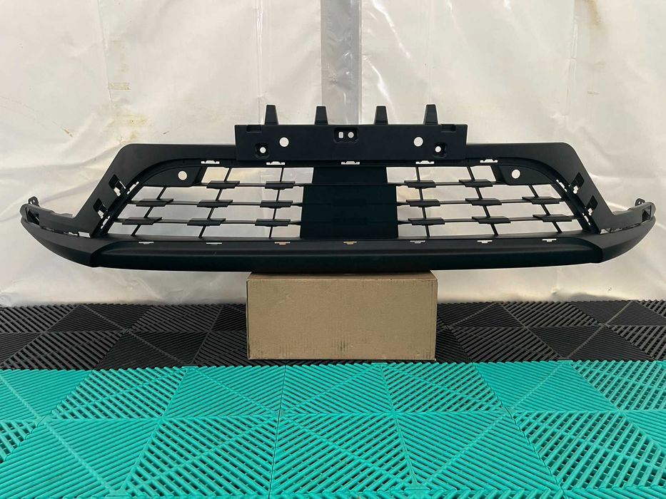 Spoiler grila inferioara bara fata Renault Arkana nou original Renault