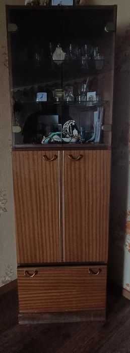 Стенка в зал (гостиную)