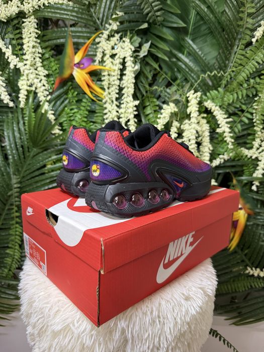 Nike Air Max DN Red Gradient