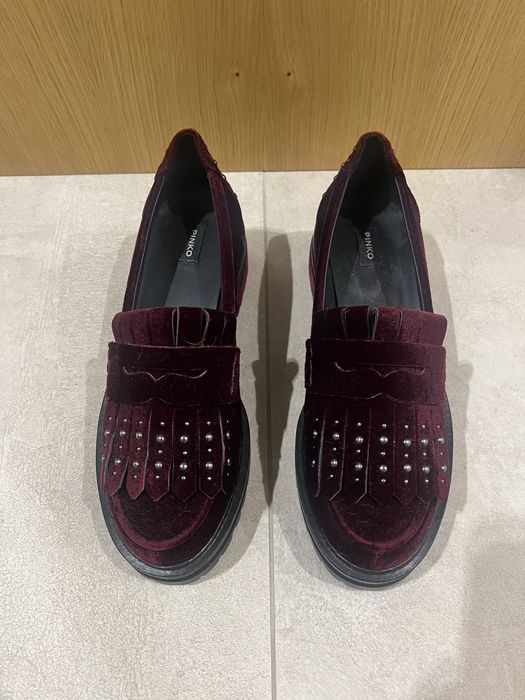 Велурени обувки Pinko