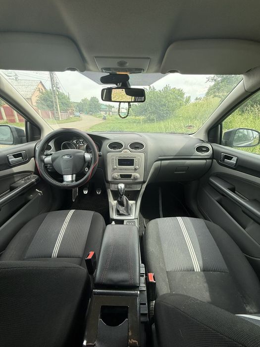 FORD Focus 2010 — imagine 3