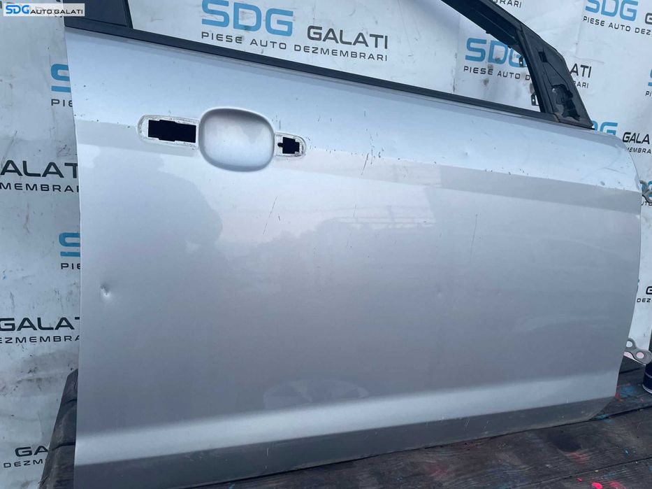 Usa Usi Portiera Portiere Dreapta Fata Dezechipata cu Imperfectiuni Ford Focus 2 Facelift 2007 - 2010 [2820X]