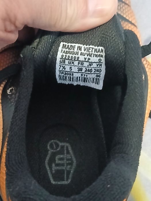 Маратонки NIKE ШОК ЦЕНА