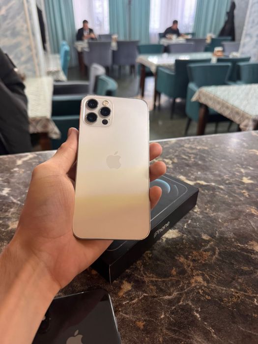 продам iphone 12 pro 256 gb