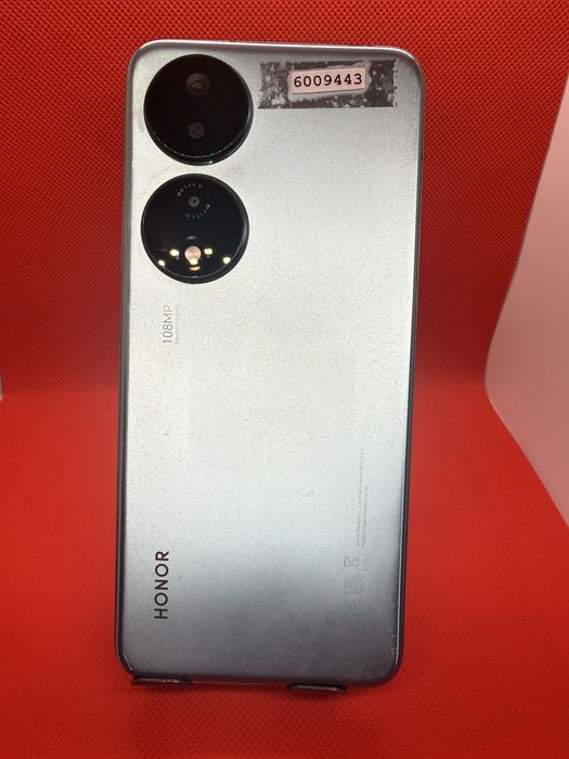 Honor X7b.