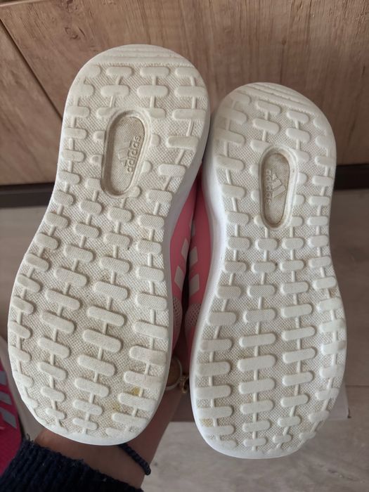 Adidas Roz marime 26,5