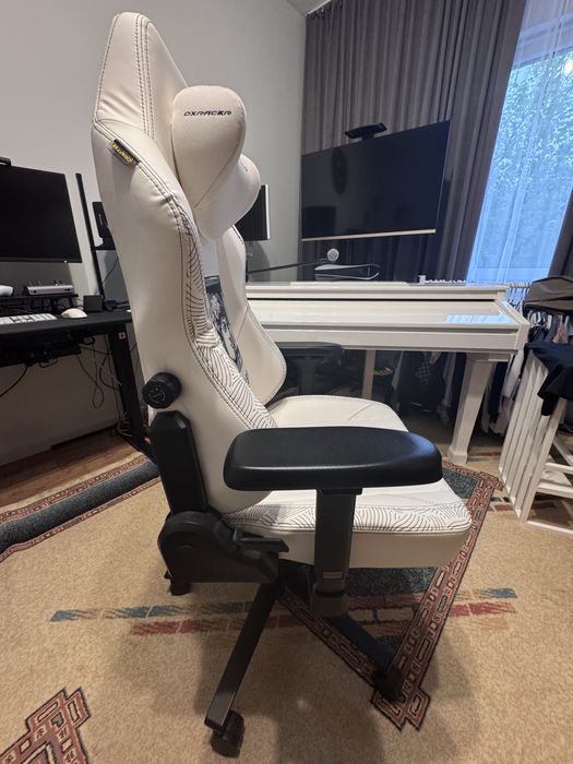 Кресло DX RACER Craft Series Thinker