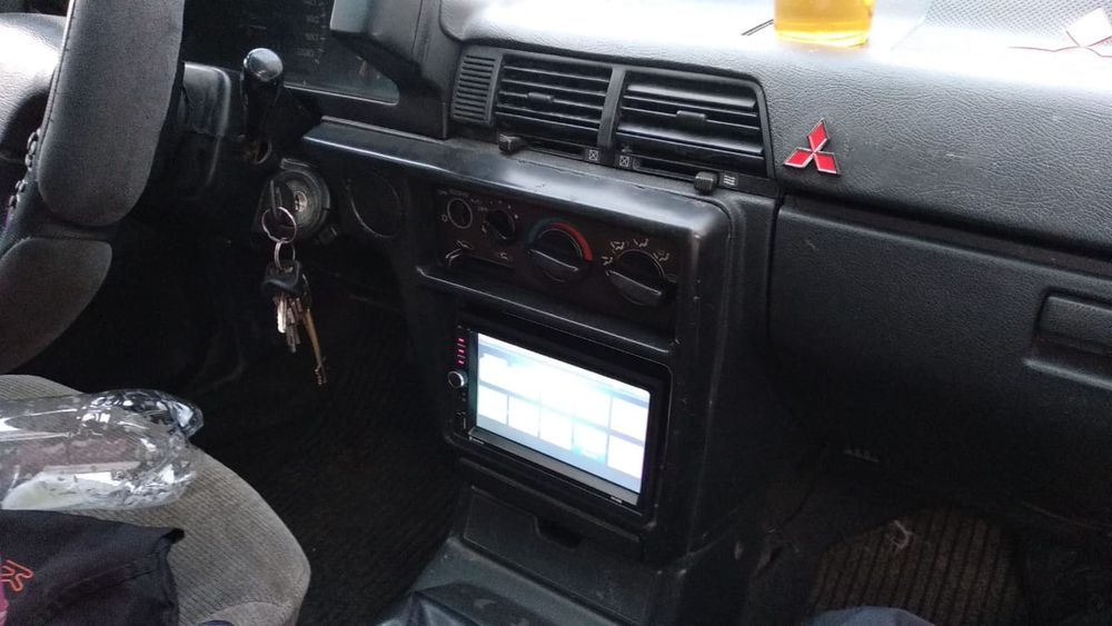 Продам надёжный автомобиль