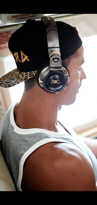 Эксклюзивные наушники ROC Monster от Криштиану Роналду