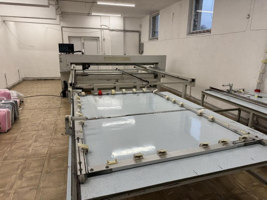 Тегелираща машина.