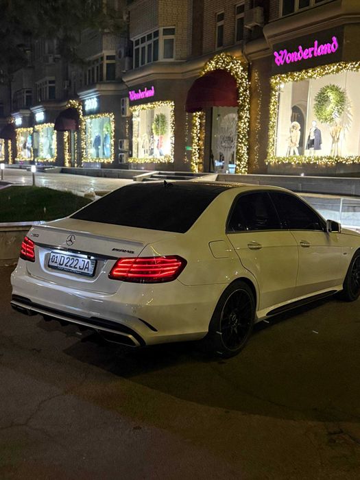 Продам Мерседес 212 AMG