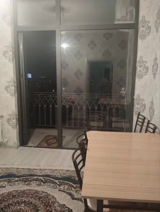 2х комнатная квартира себзор ориентир (гафур гулом метро рядом )