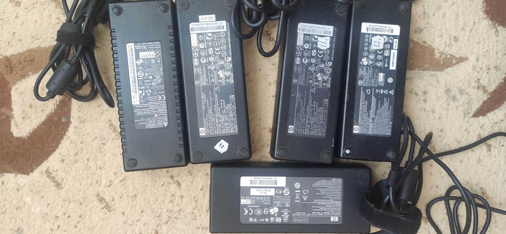 Incarcator laptop HP 18,5, HP 19V, HP 19.5V mufa cu pin pe mijloc