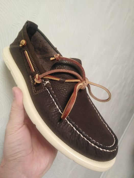 Продам коричневую макасины