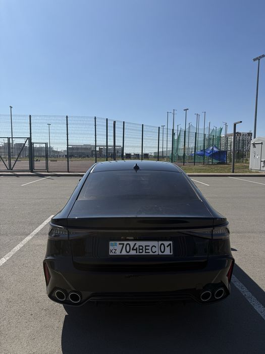 Машина chery arrizo 8