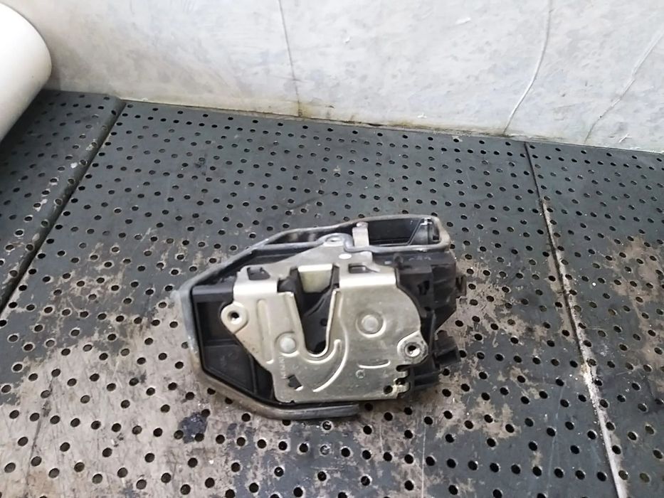 Broasca usa stanga spate bmw seria 5 e60