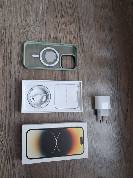 2 броя Iphone 14 pro 128 gb