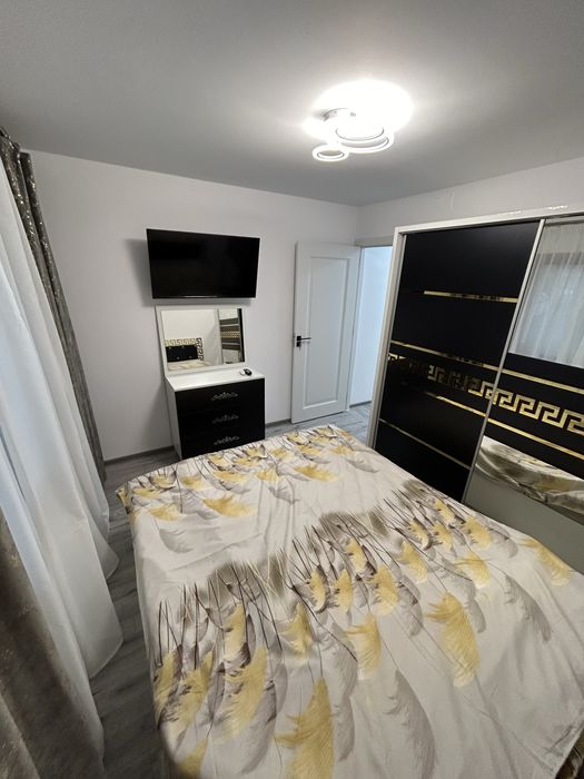 Vand Apartament 2 Camere Decomand