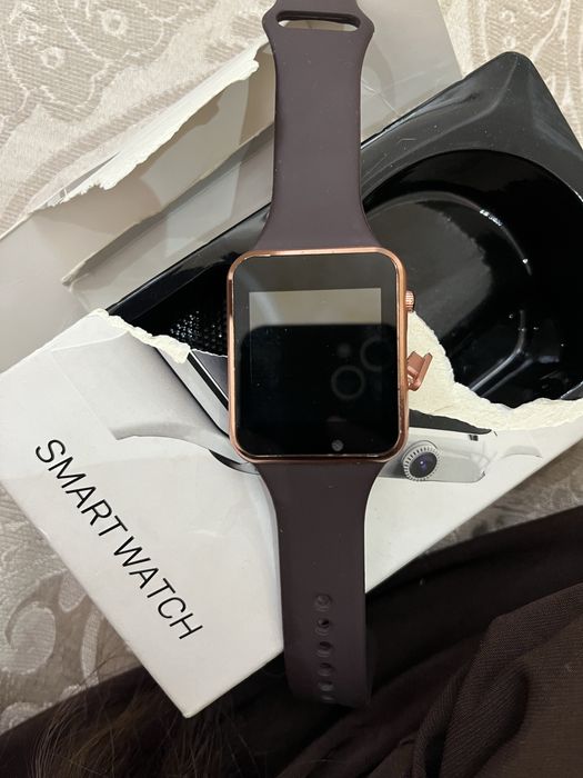 Смарт часы бордовые