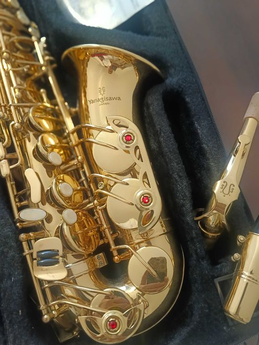 Альт-саксофон Yanagisawa оригинал срочно недорого