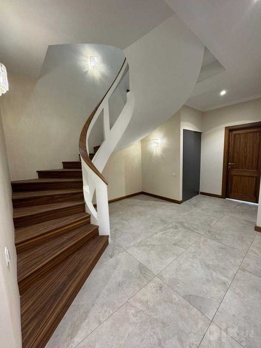 Продаётся 5/9/9 ЖК Milano