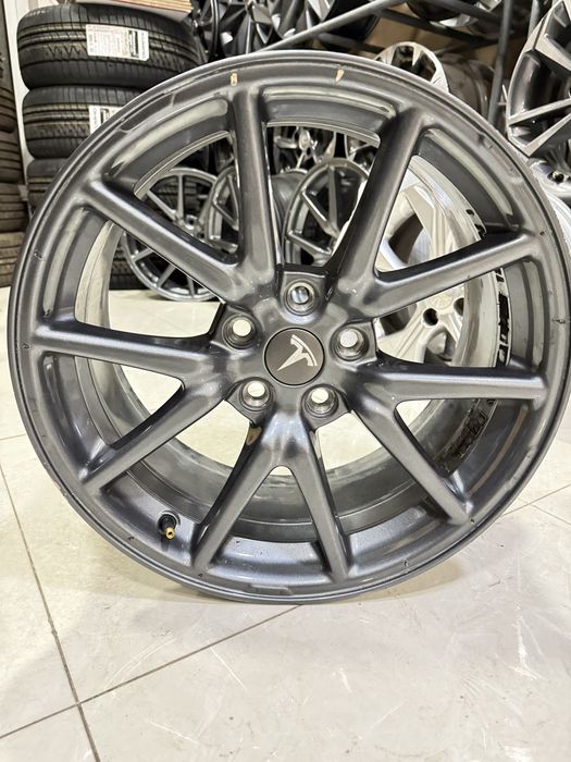 Tesla model 3 диски калпак