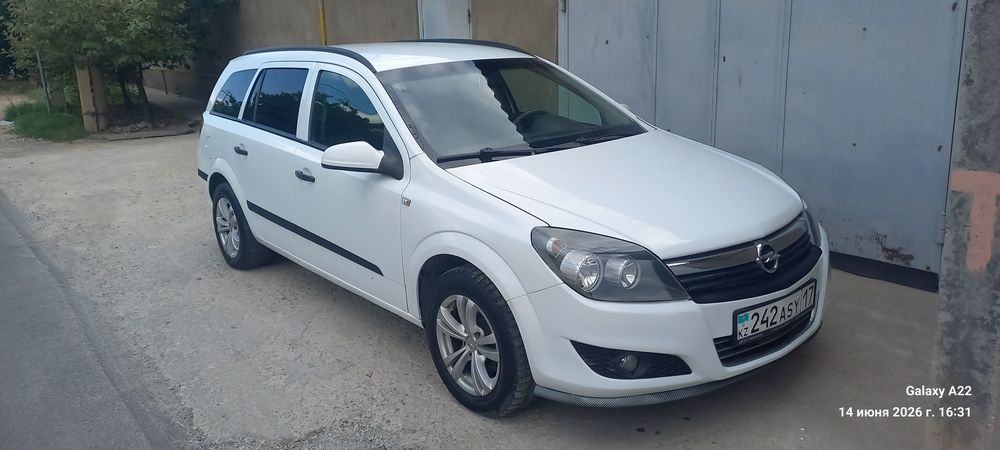Opel Астра h 2006