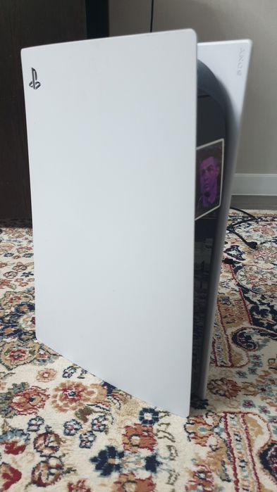 продаю Playstation 5