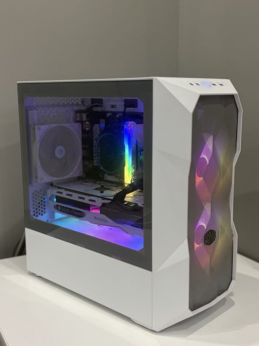 Мощен геймърски компютър RX 7700 XT + i5 12400F