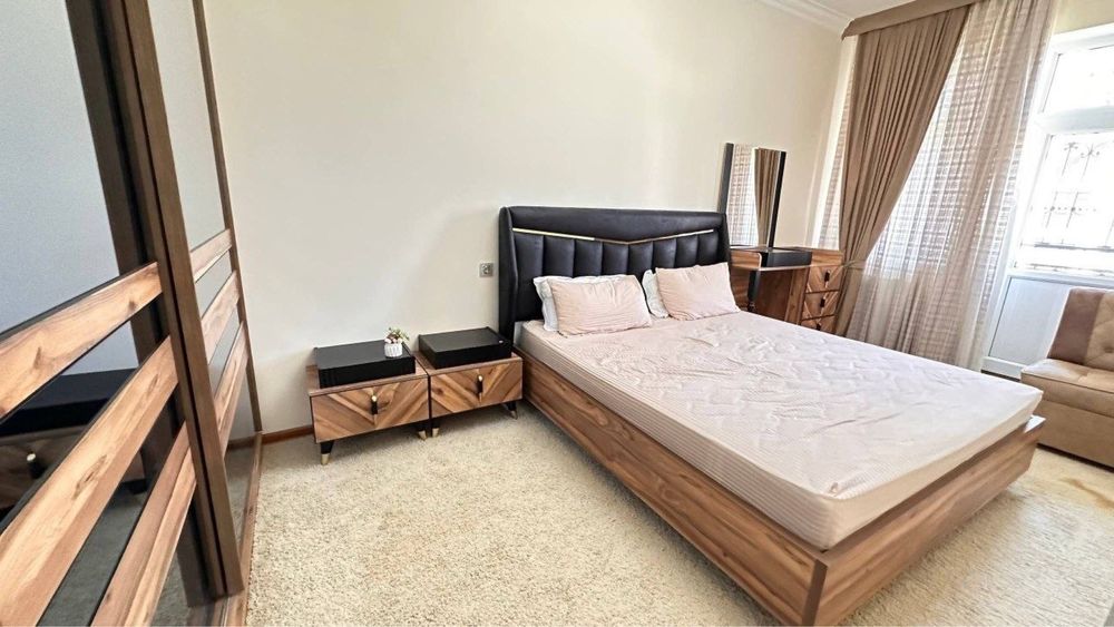 Юнус Ражабе метро якин жойда аренда безмаклер