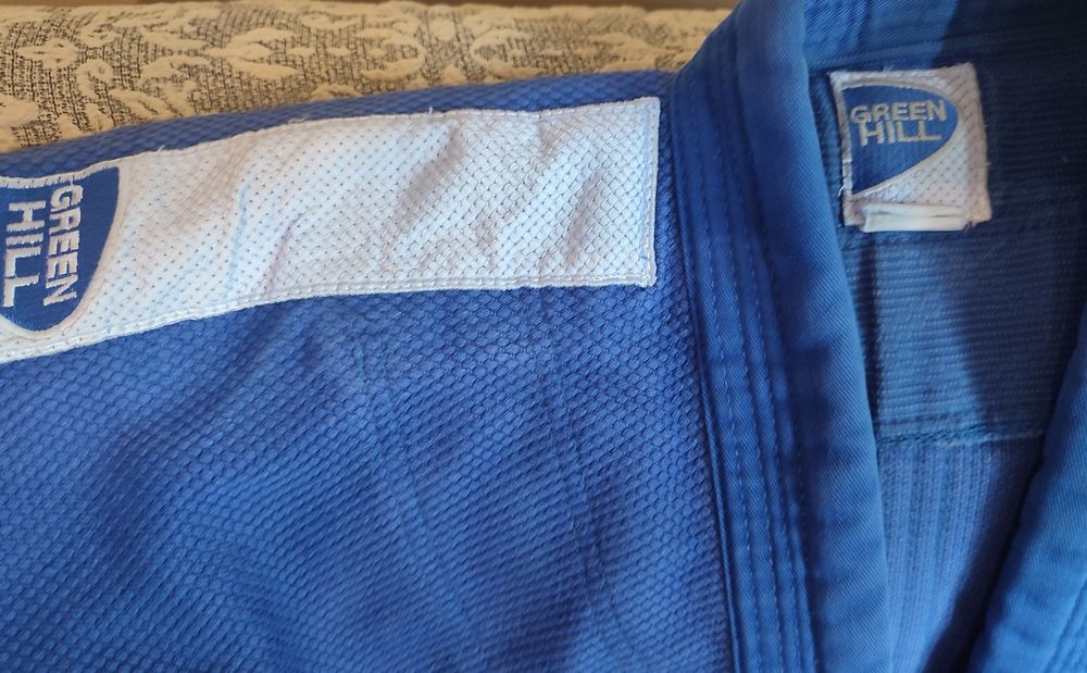 Форма для дзюдо б/у