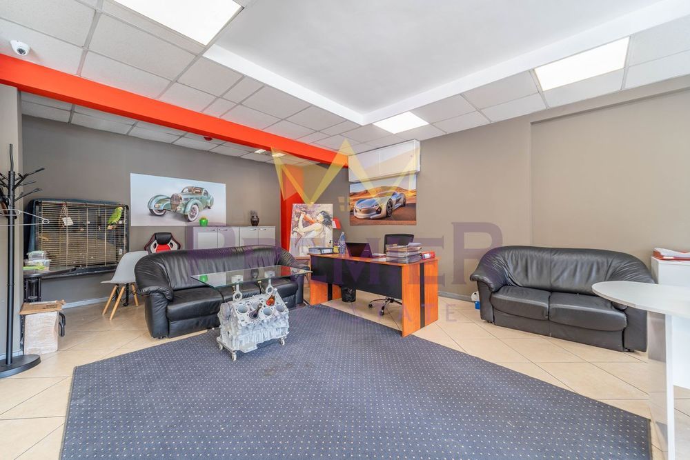 Дава се под наем Офис в Варна, Лятно кино Тракия - 200 кв.м за 2500 € - Снимка #2