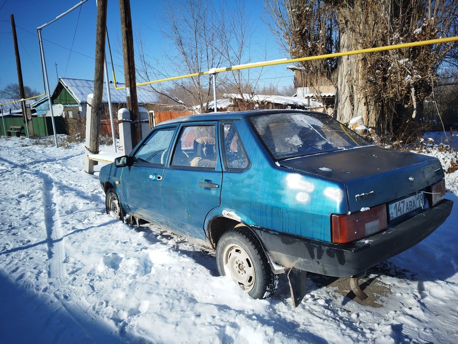 ВАЗ Лада 21099 синий 2001года