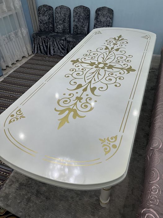 Стол сатылады!!!