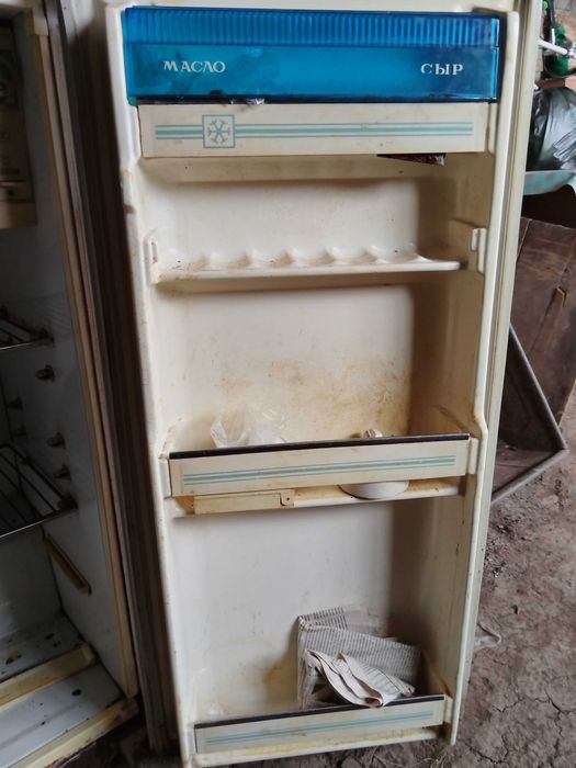 Продаю холодильник
