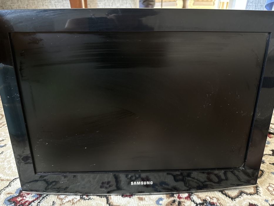Телевизор SAMSUNG