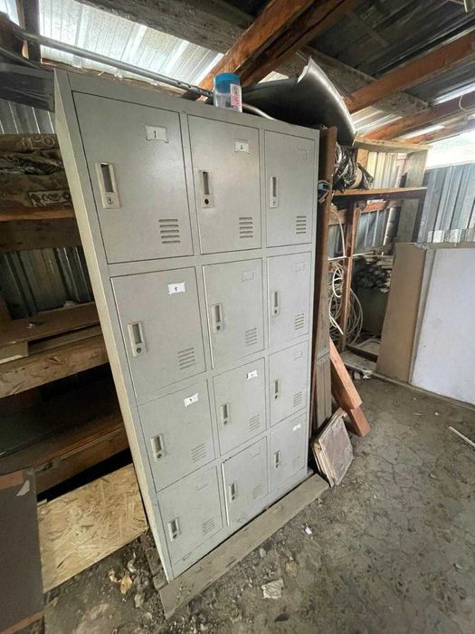 Железные шкафы / шкафы для раздевалки, складские