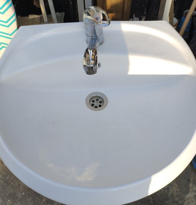 Chiuveta completa cu picior