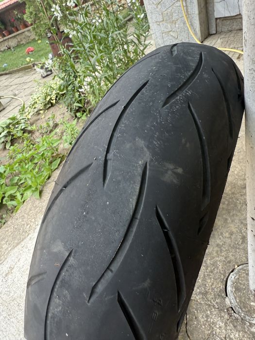 Гуми 160 60 17и 120 70 17METZELER