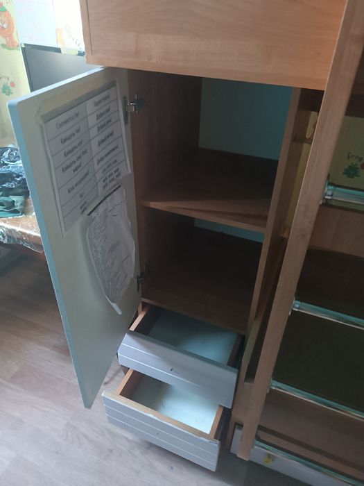 Кровать двухъярусная