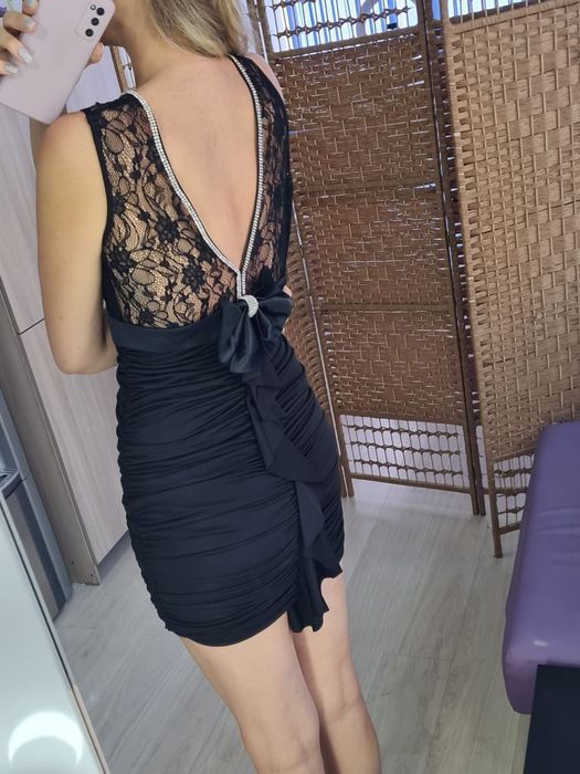 Платье коктейльное