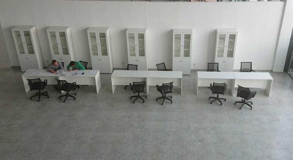 Мебель офисная, столы, шкафы, стеллажи