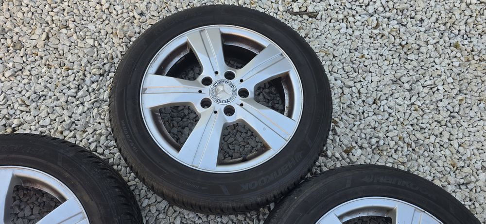 Зимни гуми Hankook дот 24г., джанти 5 112 mercedes