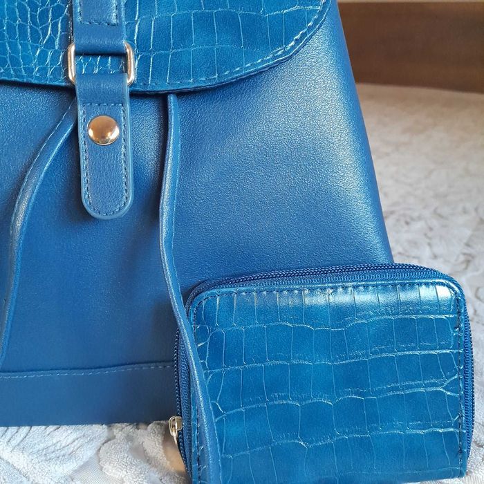 Дамска раница с протмоне